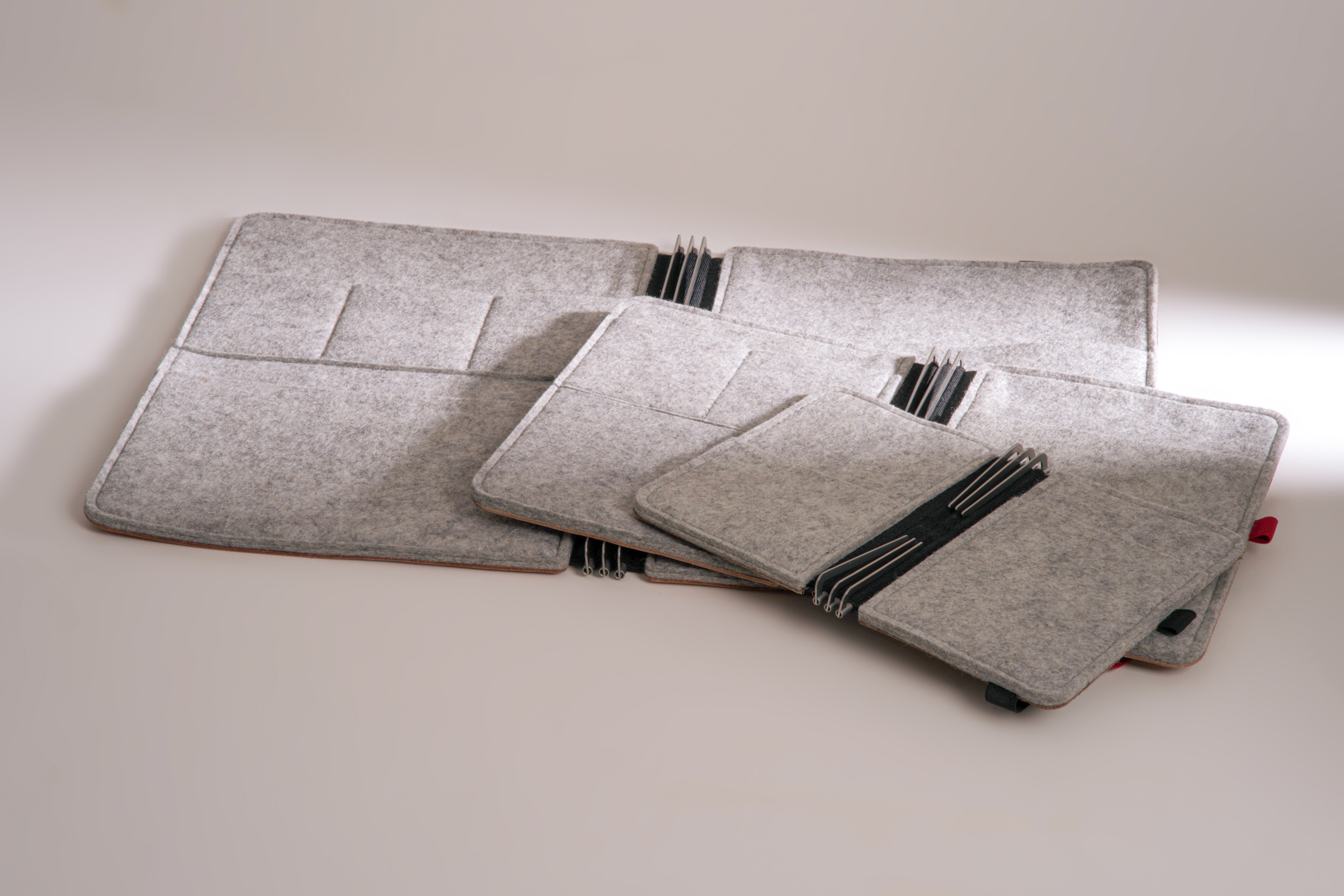 Roterfaden Taschenbegleiter BS_20 mit chromfreiem Glattleder, Merino Wollfilz und vielseitigen Innentaschen für perfekte Organisation.